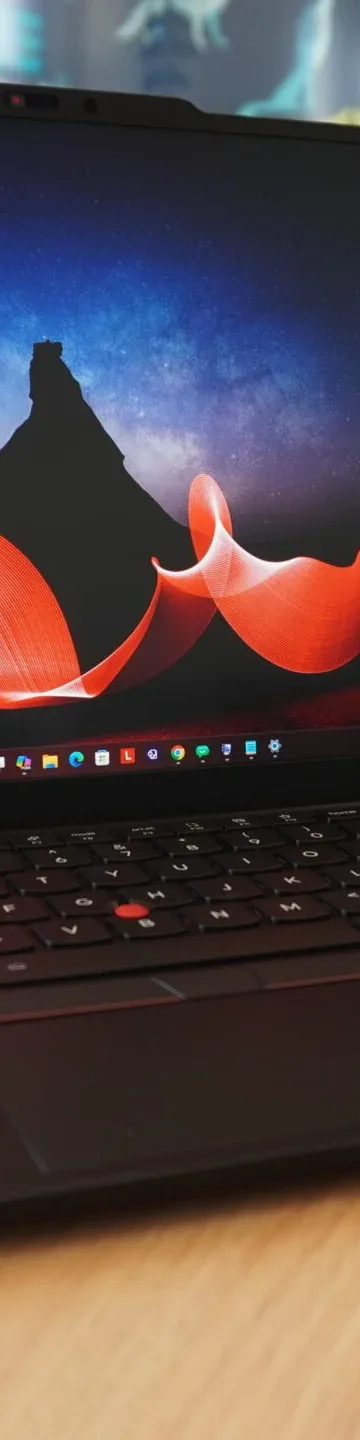 Test Lenovo ThinkPad X1 Carbon Gen 14 Aura Edition : un ultraportable qui préfigure ce que devrait être la réparabilité